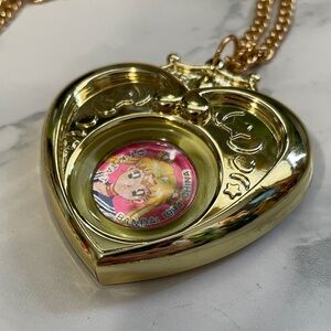 Sailor Moon plastic Necklace Pendant Bandai 1994